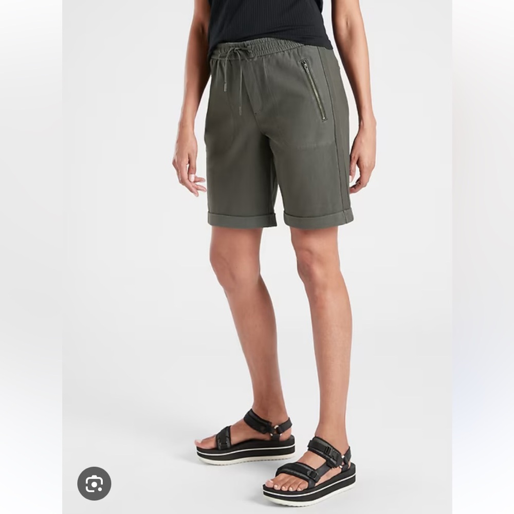 ATHLETA Green Farallon Bermuda Shorts - sz 16